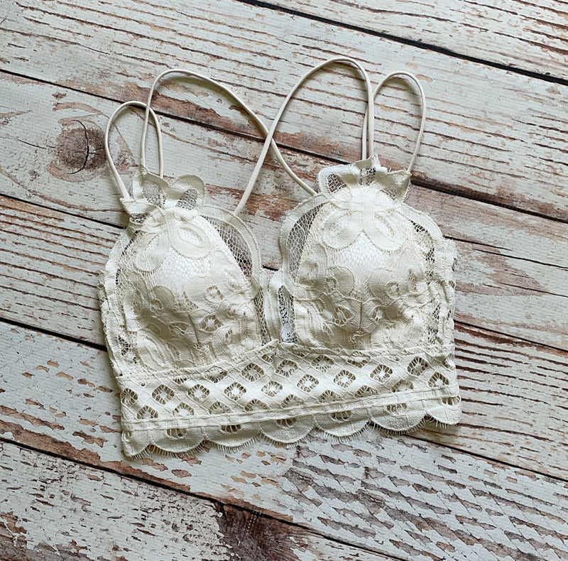 Whimsical Lace Bralette In Cream
